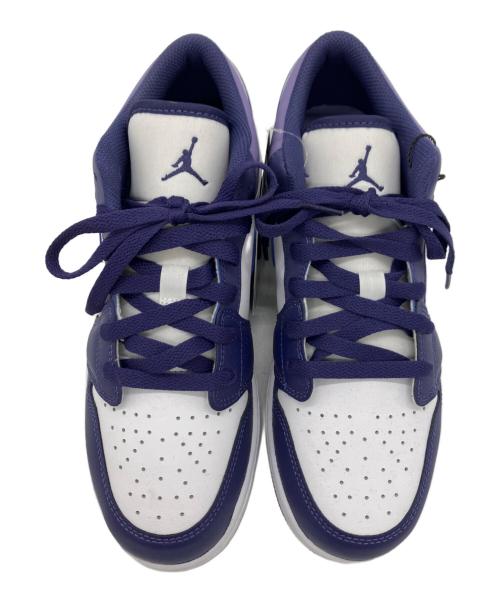 NIKE（ナイキ）NIKE (ナイキ) NIKE　ローカットスニーカー パープル×ホワイト サイズ:24.5㎝ 未使用品の古着・服飾アイテム