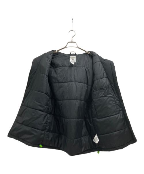 adidas（アディダス）adidas (アディダス) 22グラフィックパデッドジャケット ブラック×パープル サイズ:Mの古着・服飾アイテム