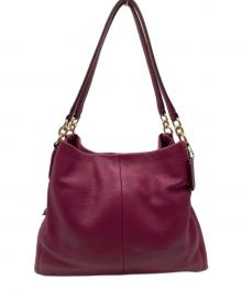 COACH（コーチ）の古着「COACH　ショルダーバッグ」｜ショッキングピンク