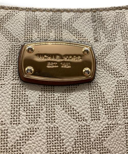 MICHAEL KORS（マイケルコース）MICHAEL KORS (マイケルコース) MICHAEL KORS ショルダーバッグ ベージュの古着・服飾アイテム