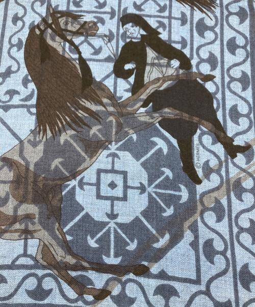 HERMES（エルメス）HERMES (エルメス) HERMES　Imprimeur Fou Charabia　大判スカーフ ネイビーの古着・服飾アイテム