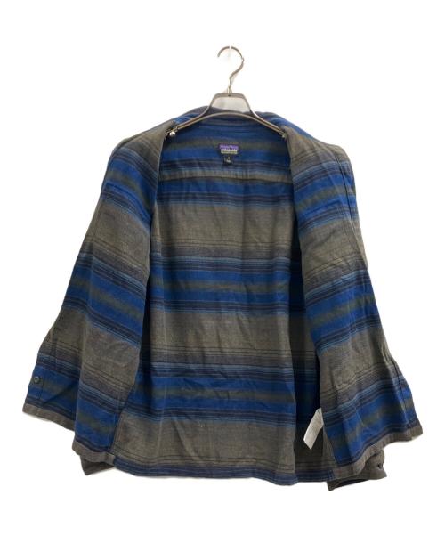 Patagonia（パタゴニア）Patagonia (パタゴニア) 長袖シャツ グレー×ブルー サイズ:Mの古着・服飾アイテム