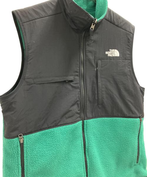 THE NORTH FACE（ザ ノース フェイス）THE NORTH FACE (ザ ノース フェイス) THE NORTH FACE　デナリベスト ブラック×グリーン サイズ:XLの古着・服飾アイテム