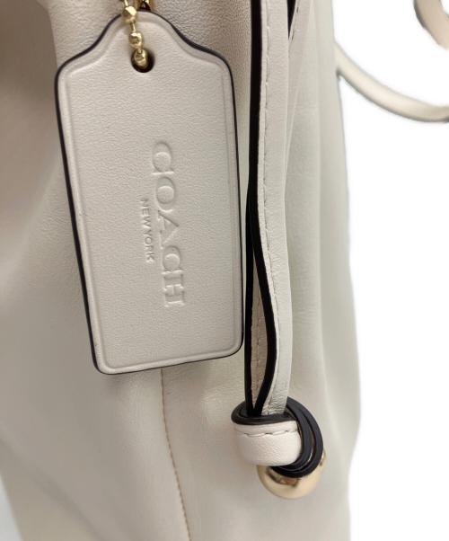 COACH（コーチ）COACH (コーチ) COACH フェイ ドローストリング  トートバッグ ホワイトの古着・服飾アイテム