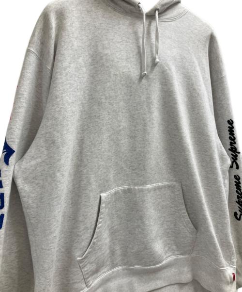 SUPREME（シュプリーム）Supreme (シュプリーム) Supreme　プルオーバーパーカー グレー サイズ:FREEの古着・服飾アイテム