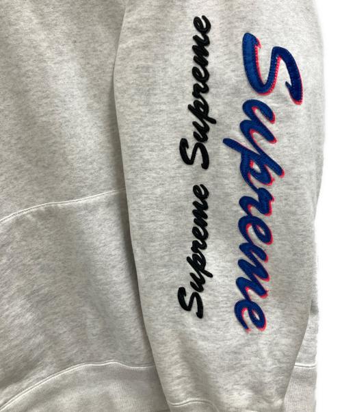 SUPREME（シュプリーム）Supreme (シュプリーム) Supreme　プルオーバーパーカー グレー サイズ:FREEの古着・服飾アイテム