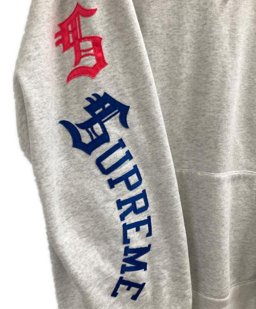 SUPREME（シュプリーム）Supreme (シュプリーム) Supreme　プルオーバーパーカー グレー サイズ:FREEの古着・服飾アイテム