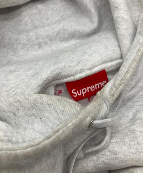 SUPREME（シュプリーム）Supreme (シュプリーム) Supreme　プルオーバーパーカー グレー サイズ:FREEの古着・服飾アイテム