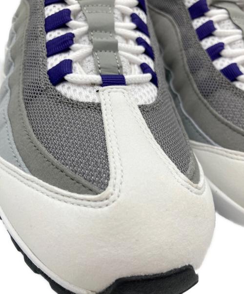 NIKE（ナイキ）NIKE (ナイキ) NIKE　スニーカー グレー×ホワイト サイズ:28ｃｍの古着・服飾アイテム