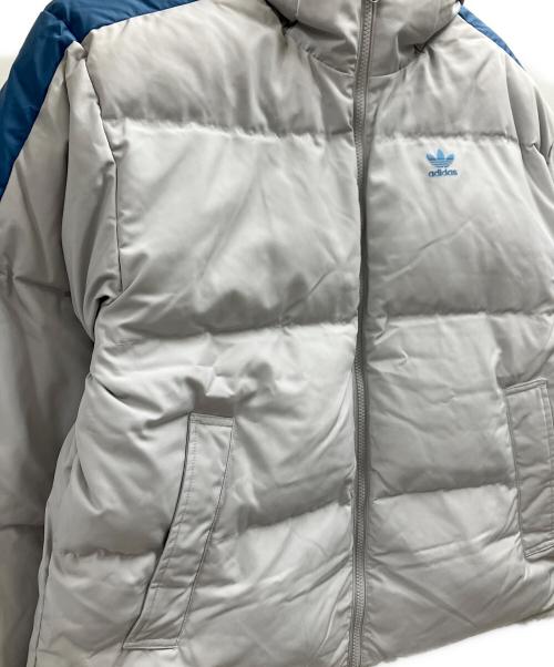 adidas（アディダス）adidas (アディダス) adidas　フーディリバーシブルダウンジャケット グレー×ブルー サイズ:Lの古着・服飾アイテム