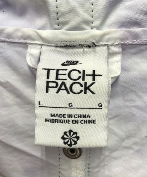 NIKE（ナイキ）NIKE (ナイキ) SPORTSWEAR TECH PACK WOVEN HOODED JACKET(スポーツウェアテックパックウーブンフーデッドジャケット) バイオレット サイズ:Lの古着・服飾アイテム