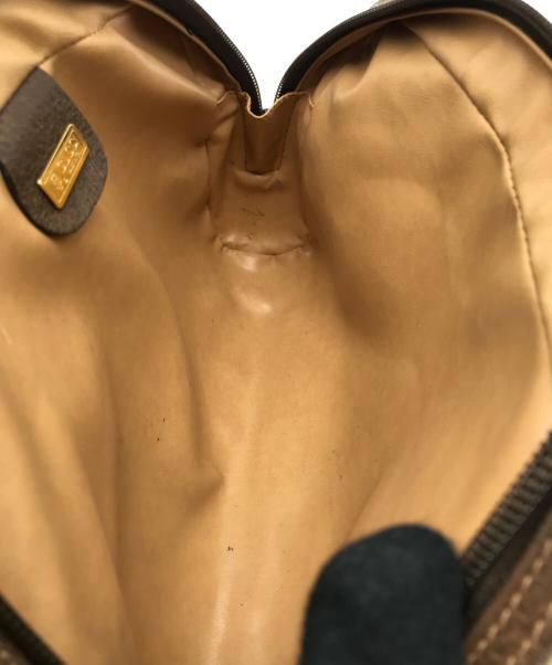 GUCCI（グッチ）GUCCI (グッチ) セカンドバッグ ベージュの古着・服飾アイテム
