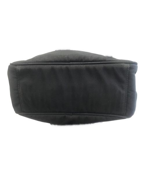 GUCCI（グッチ）GUCCI (グッチ) ショルダーバッグ ブラックの古着・服飾アイテム