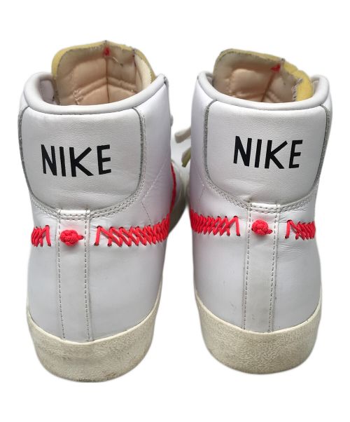 NIKE（ナイキ）NIKE (ナイキ) スニーカー ホワイト サイズ:US9.5の古着・服飾アイテム