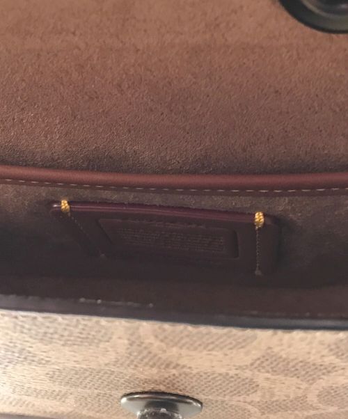 COACH（コーチ）COACH (コーチ) ショルダーポーチ ベージュの古着・服飾アイテム