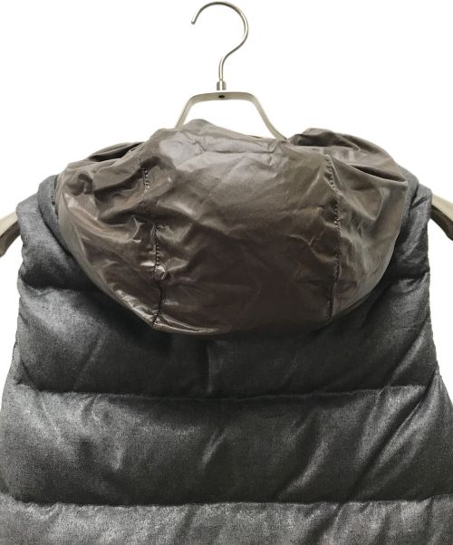 DUVETICA（デュベティカ）DUVETICA (デュベティカ) ダウンベスト グレー サイズ:40の古着・服飾アイテム