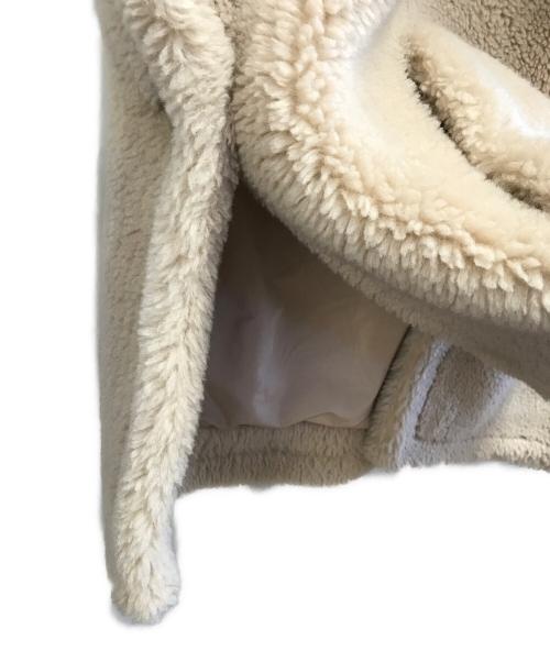 PELLESSIMO（ペレッシモ）PELLESSIMO (ペレッシモ) ボアショートベスト ベージュ サイズ:Fの古着・服飾アイテム