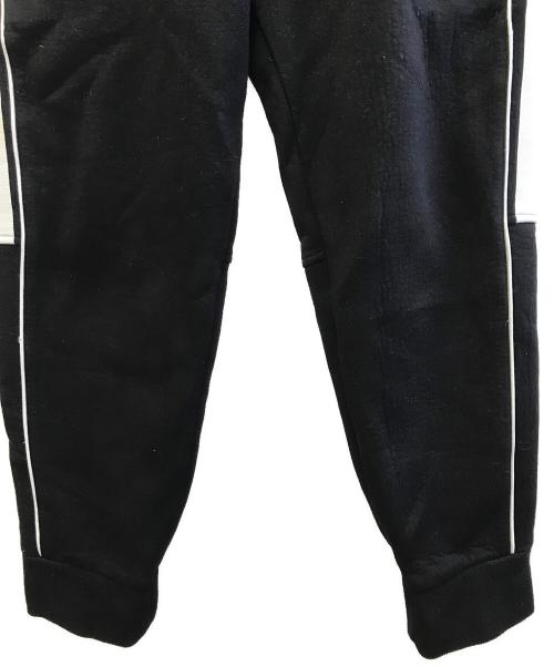 NEIL BARRETT（ニールバレット）NEIL BARRETT (ニールバレット) トラベルボンデッドサイドパイピング&サテンストライプスウェットパンツ ブラック サイズ:XSの古着・服飾アイテム