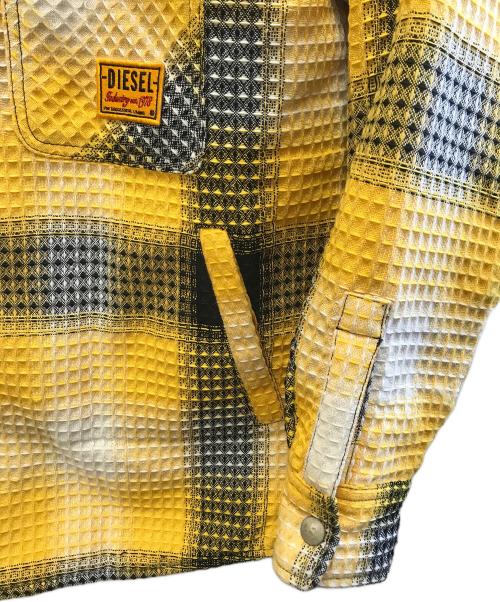 DIESEL（ディーゼル）DIESEL (ディーゼル) リバーシブルジャケット ブラック×イエロー サイズ:Mの古着・服飾アイテム