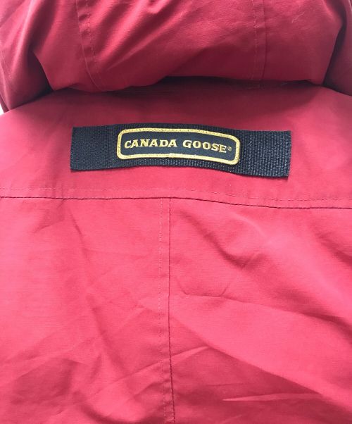CANADA GOOSE（カナダグース）CANADA GOOSE (カナダグース) ダウンジャケット レッド サイズ:M/Mの古着・服飾アイテム