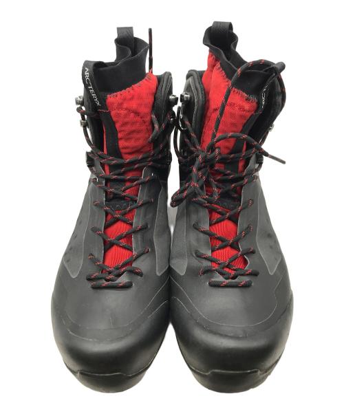 ARC'TERYX（アークテリクス）ARC'TERYX (アークテリクス) トレッキングシューズ ブラック サイズ:27.5の古着・服飾アイテム