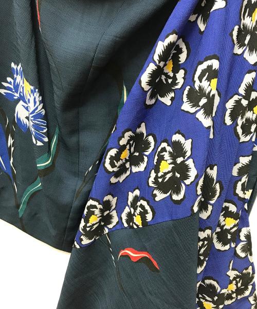 PAUL SMITH（ポールスミス）PAUL SMITH (ポールスミス) 総柄スカート ネイビー×ブラック サイズ:40の古着・服飾アイテム