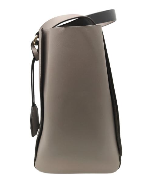 Kate Spade（ケイトスペード）Kate Spade (ケイトスペード) 2WAYバッグ グレーの古着・服飾アイテム