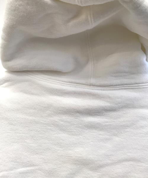 SUPREME（シュプリーム）Supreme (シュプリーム) プルオーバーパーカー ホワイト サイズ:Mの古着・服飾アイテム