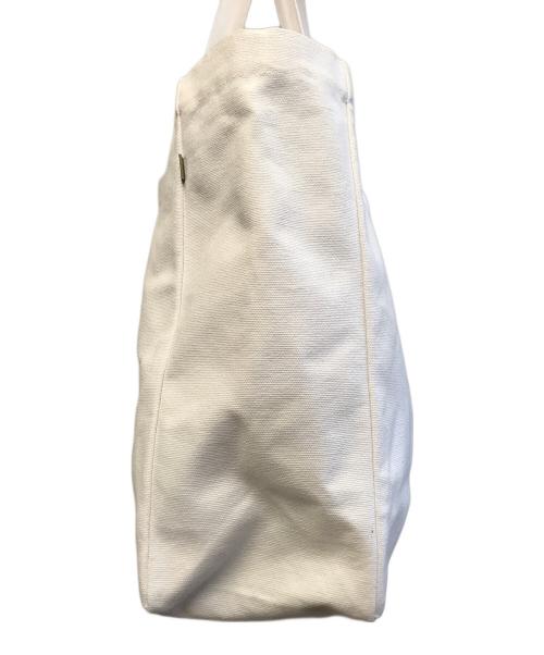 JJJJound（ジョウンド）JJJJound (ジョウンド) A.P.C. (アーペーセー) トートバッグ ホワイトの古着・服飾アイテム