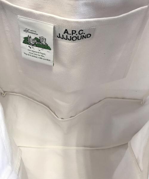 JJJJound（ジョウンド）JJJJound (ジョウンド) A.P.C. (アーペーセー) トートバッグ ホワイトの古着・服飾アイテム