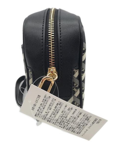 TORY BURCH（トリーバーチ）TORY BURCH (トリーバーチ) ポーチ ブラック×ホワイト 未使用品の古着・服飾アイテム