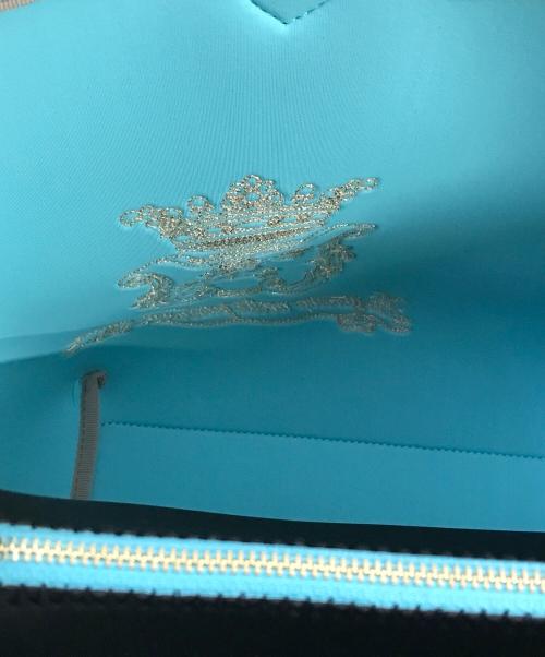 A.D.M.J.（エーディーエムジェイ）A.D.M.J. (エーディーエムジェイ) マジックライトステッチ刺しゅうトート ブラックの古着・服飾アイテム