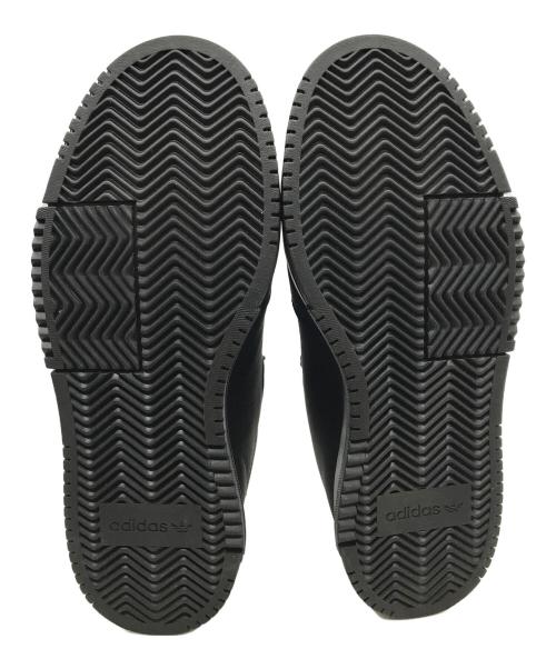 adidas（アディダス）adidas (アディダス) 424 on Fairfax (フォートゥーフォーオンフェアファックス) スニーカー ブラック×レッド サイズ:26の古着・服飾アイテム