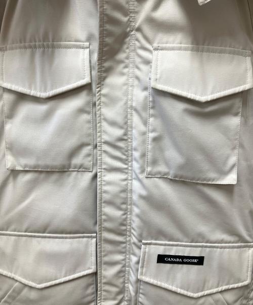 CANADA GOOSE（カナダグース）CANADA GOOSE (カナダグース) ダウンジャケット ホワイト サイズ:S/Pの古着・服飾アイテム