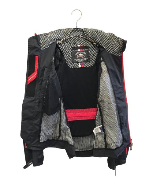 KUSHITANI（クシタニ）KUSHITANI (クシタニ) ナイロンジャケット ブラック×レッド サイズ:Mの古着・服飾アイテム