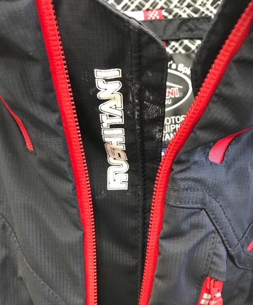 KUSHITANI（クシタニ）KUSHITANI (クシタニ) ナイロンジャケット ブラック×レッド サイズ:Mの古着・服飾アイテム