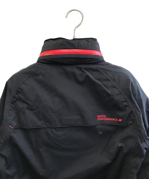 KUSHITANI（クシタニ）KUSHITANI (クシタニ) ナイロンジャケット ブラック×レッド サイズ:Mの古着・服飾アイテム