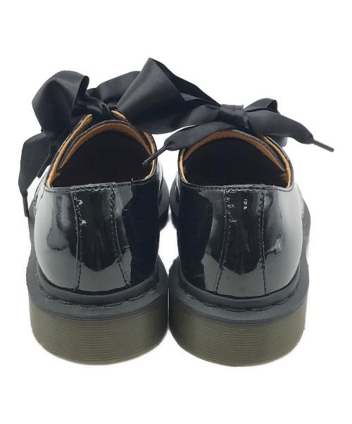Dr.Martens（ドクターマーチン）Dr.Martens (ドクターマーチン) エナメルシューズ ブラック サイズ:US7の古着・服飾アイテム