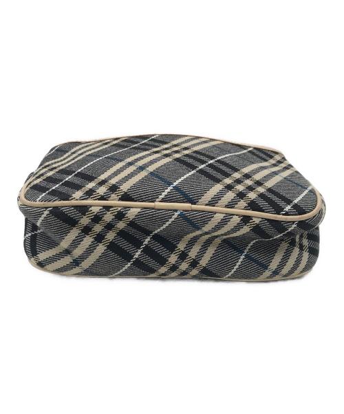 BURBERRY BLUE LABEL（バーバリーロンドンブルーレーベル）BURBERRY BLUE LABEL (バーバリーロンドンブルーレーベル) ウエストバッグ ブラック×ベージュの古着・服飾アイテム