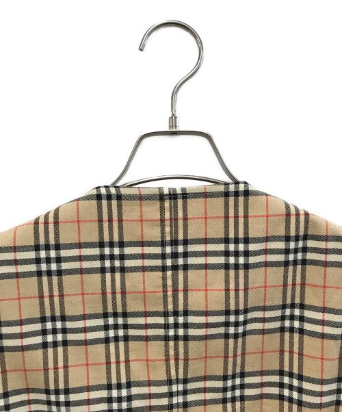 Burberry's（バーバリー）Burberry's (バーバリーズ) ノースリーブワンピース ベージュ×ブラック×レッド サイズ:Lの古着・服飾アイテム