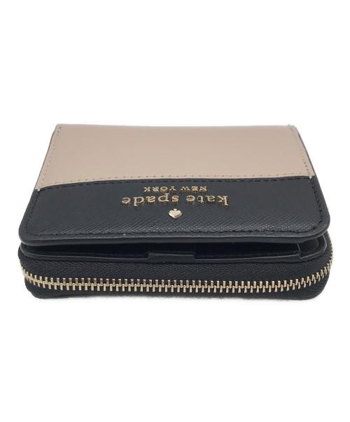 Kate Spade（ケイトスペード）Kate Spade (ケイトスペード) 2つ折り財布 ブラック×アイボリーの古着・服飾アイテム