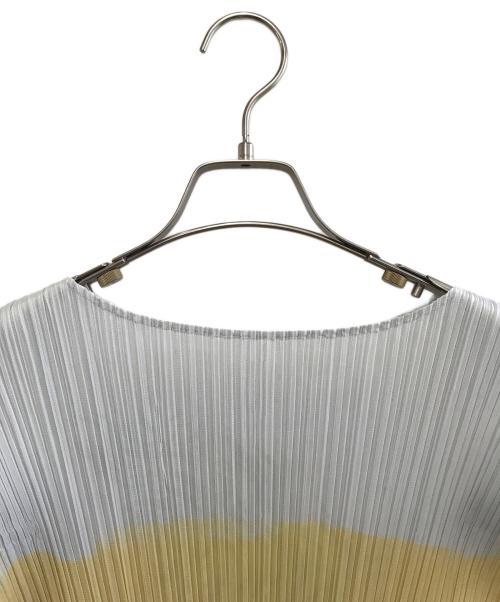 PLEATS PLEASE（プリーツプリーズ）PLEATS PLEASE (プリーツプリーズ) プリーツカットソー ベージュ×グレー サイズ:3の古着・服飾アイテム
