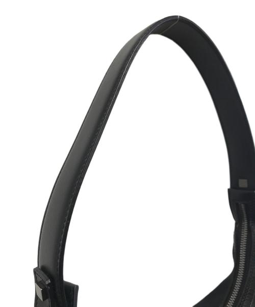 Salvatore Ferragamo（サルヴァトーレ フェラガモ）Salvatore Ferragamo (サルヴァトーレ フェラガモ) ワンショルダーバッグ ブラックの古着・服飾アイテム