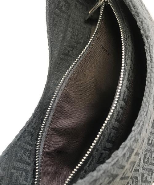 FENDI（フェンディ）FENDI (フェンディ) ショルダーバッグ ブラック×ブラウンの古着・服飾アイテム