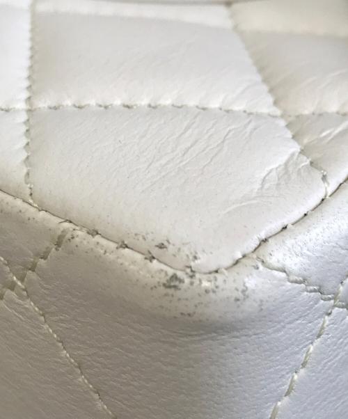 CHANEL（シャネル）CHANEL (シャネル) コンビカラーチェーンショルダーバッグ ホワイトの古着・服飾アイテム