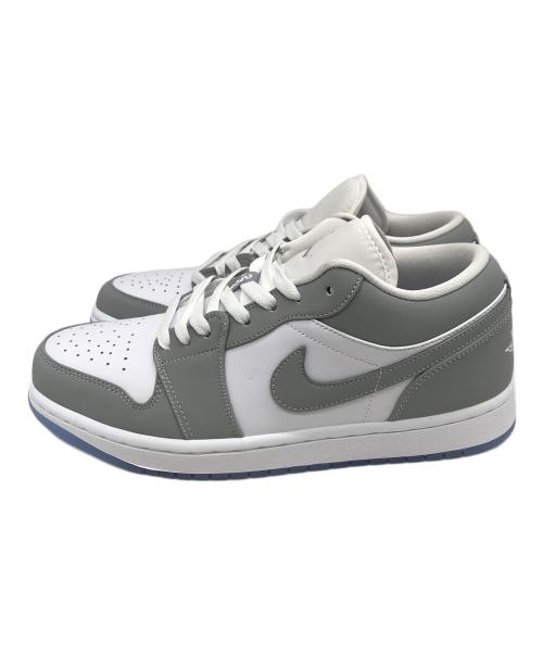 NIKE（ナイキ）NIKE (ナイキ) ローカットスニーカー ホワイト×グレー サイズ:26.5の古着・服飾アイテム