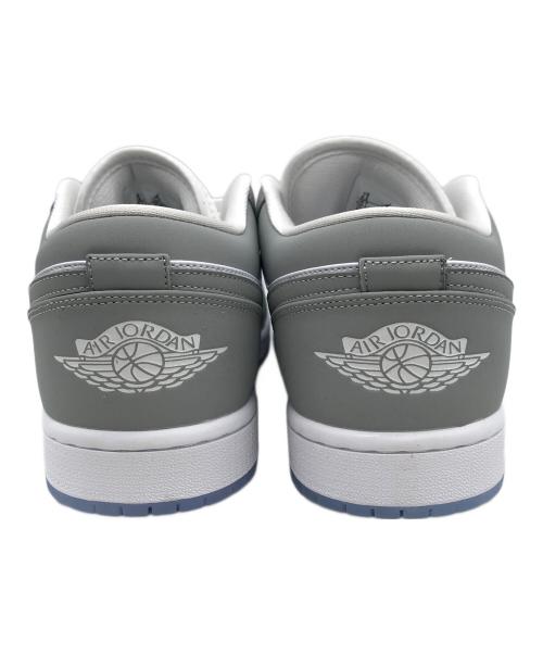 NIKE（ナイキ）NIKE (ナイキ) ローカットスニーカー ホワイト×グレー サイズ:26.5の古着・服飾アイテム