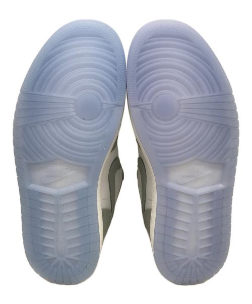 NIKE（ナイキ）NIKE (ナイキ) ローカットスニーカー ホワイト×グレー サイズ:26.5の古着・服飾アイテム