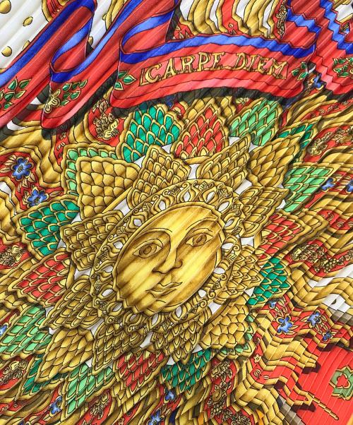 HERMES（エルメス）HERMES (エルメス) プリーツスカーフ オレンジの古着・服飾アイテム