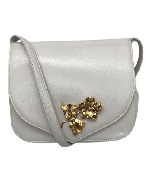 Yves Saint Laurent（イヴサンローラン）Yves Saint Laurent (イヴサンローラン) ショルダーバッグ ベージュの古着・服飾アイテム